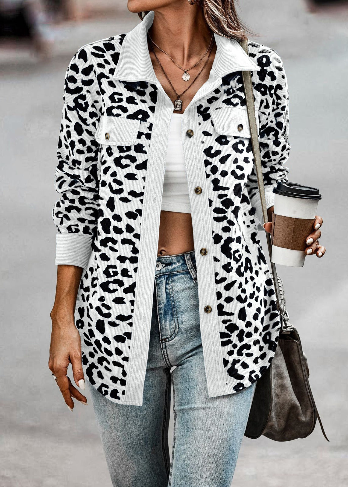 Ángela / Chaqueta estampada animal print