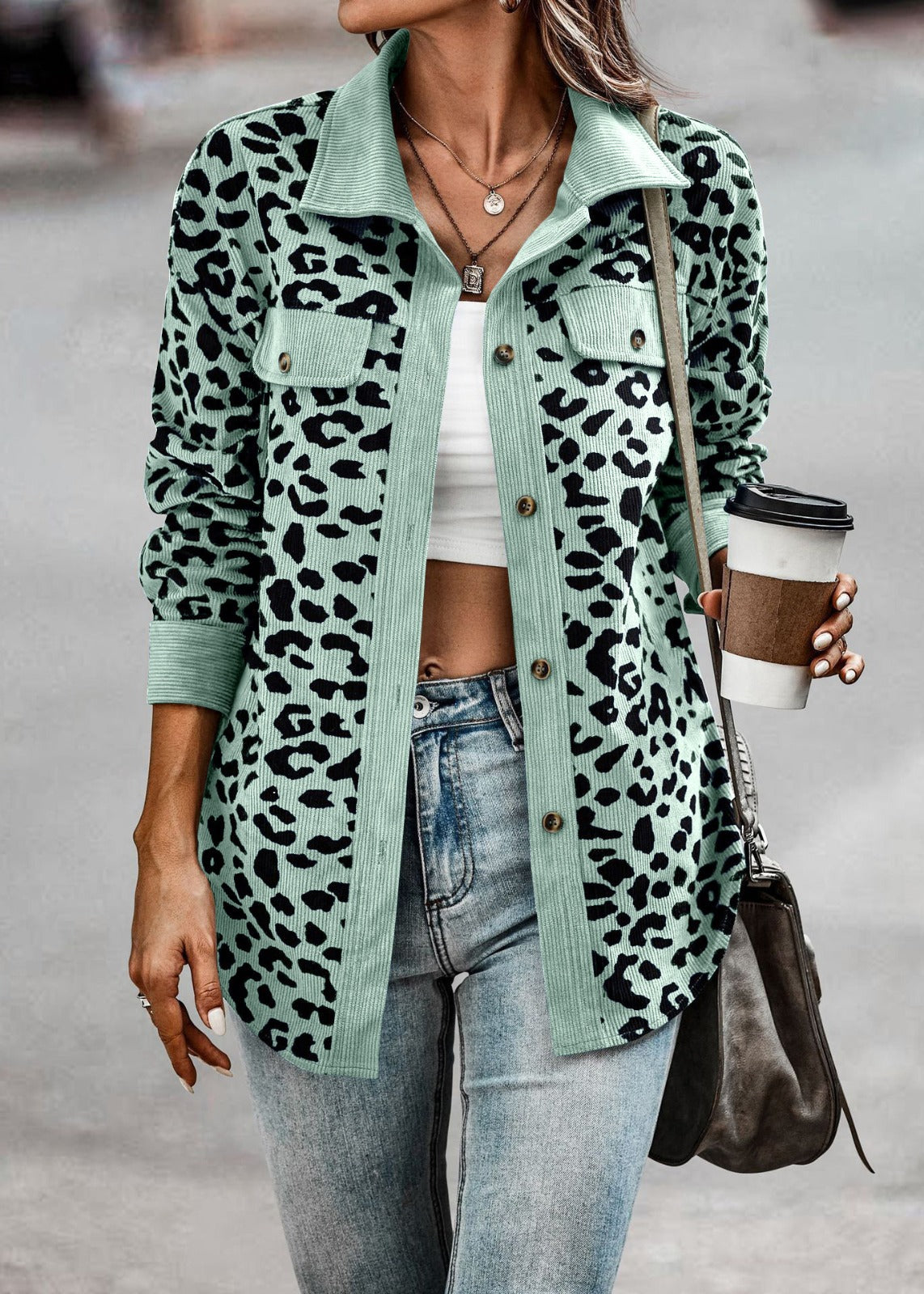Ángela / Chaqueta estampada animal print