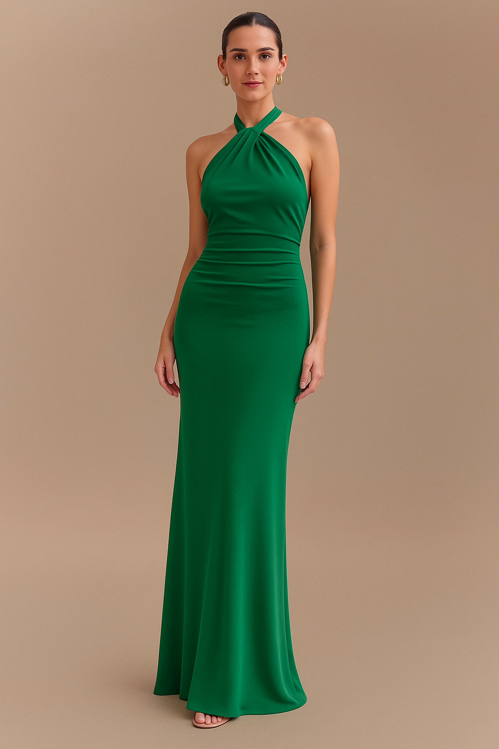 Lilia - Vestido largo ajustado con cuello halter