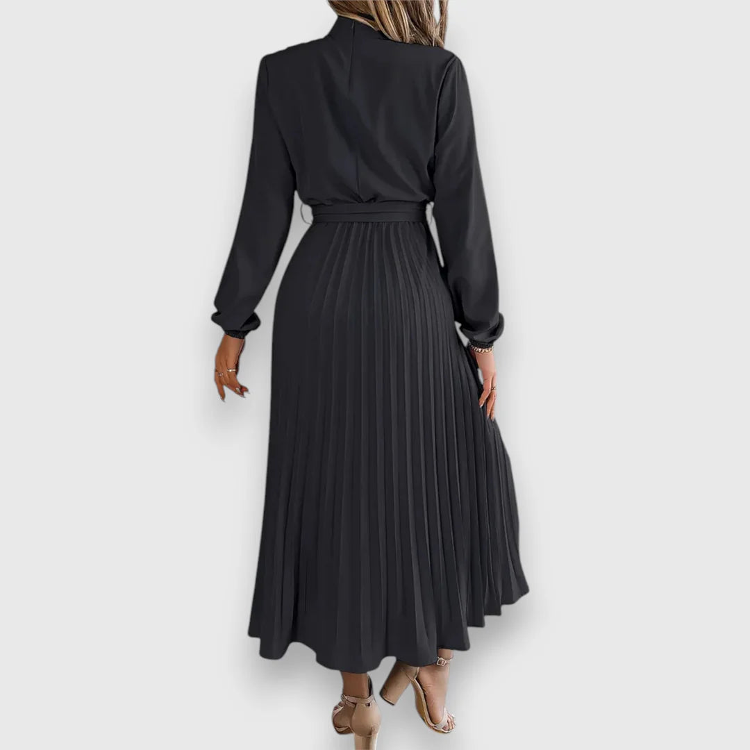 Valeria™ – Vestido midi plisado con lazo y cuello alto