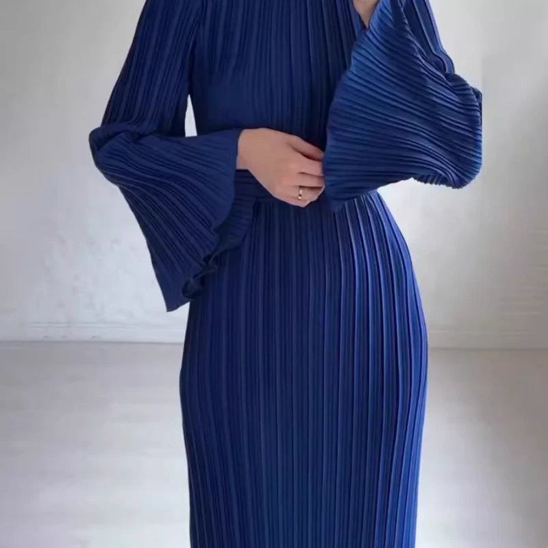 Felicia™ – Vestido largo plisado con mangas acampanadas