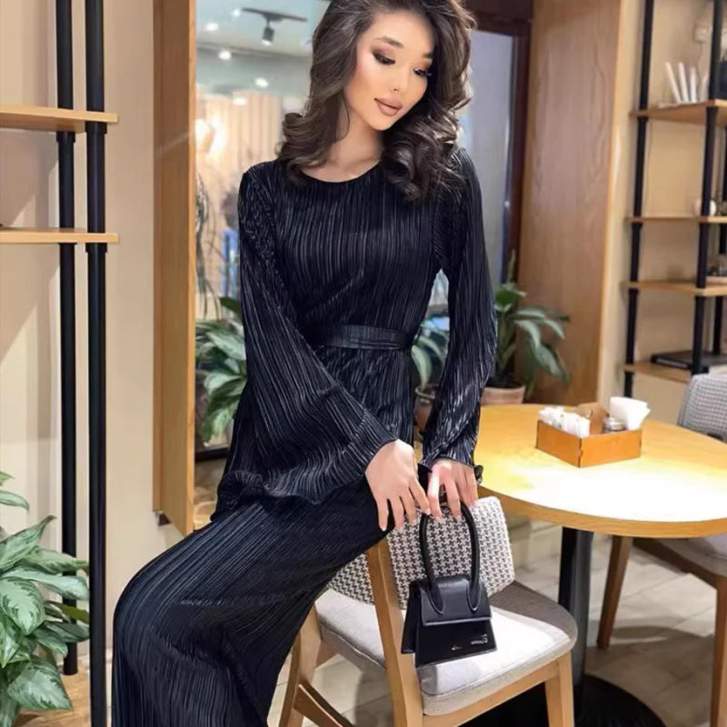 Felicia™ – Vestido largo plisado con mangas acampanadas