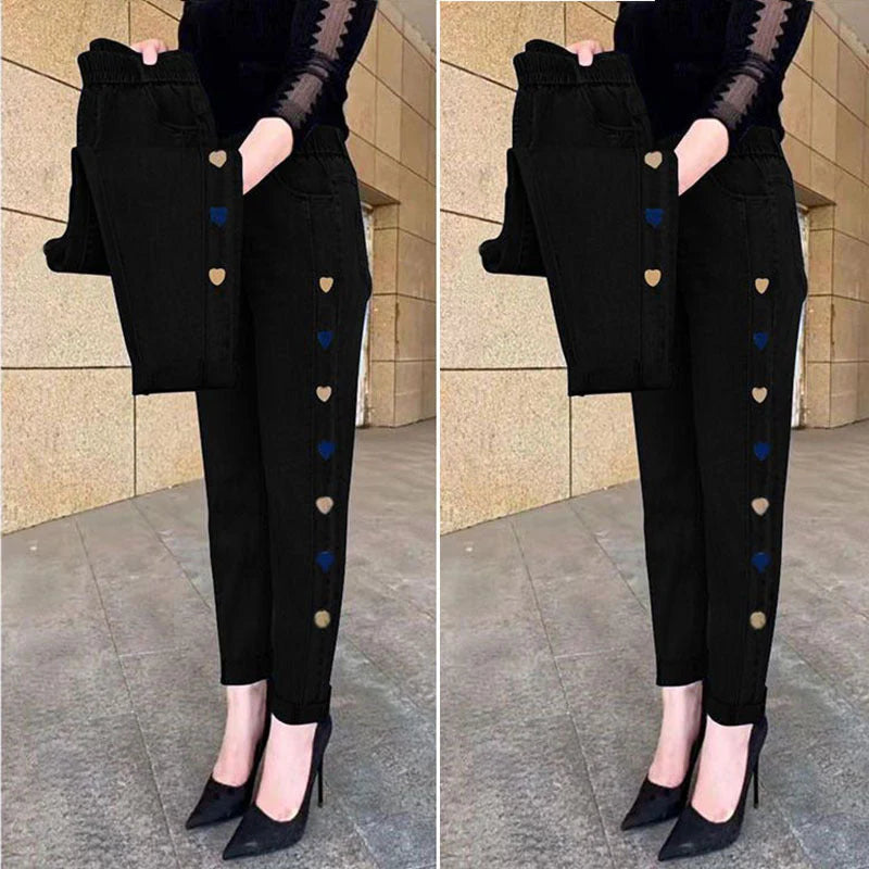 Jeans de mujer muy elásticos con bordado de corazón