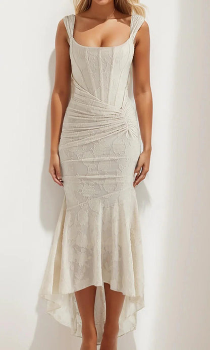 Coral - Vestido largo con estampado floral de campana