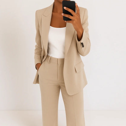 Conjunto Verona™ – Traje sastre con corte estructurado y elegancia contemporánea