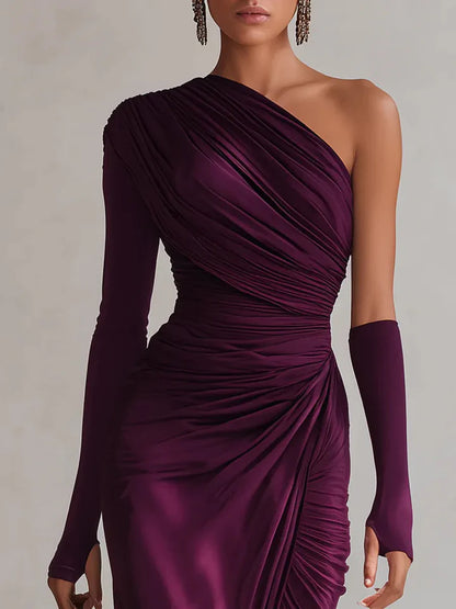 Rosalía – Vestido maxi morado de un solo hombro
