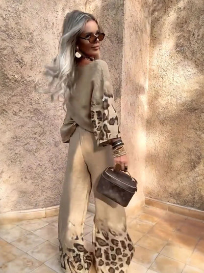 Lirio - Conjunto informal de salón con ribetes de leopardo