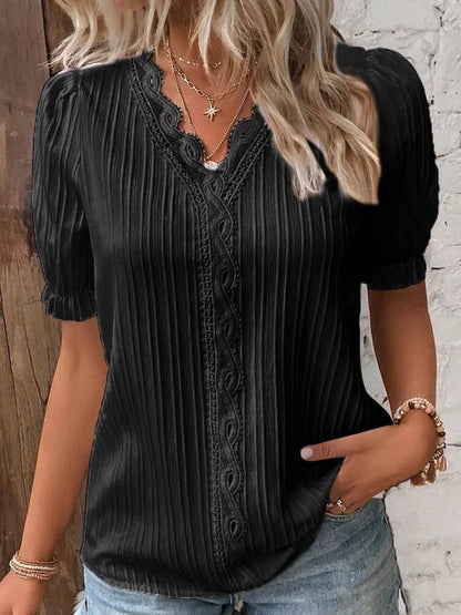 Pilar - Blusa plisada con encaje y manga abullonada