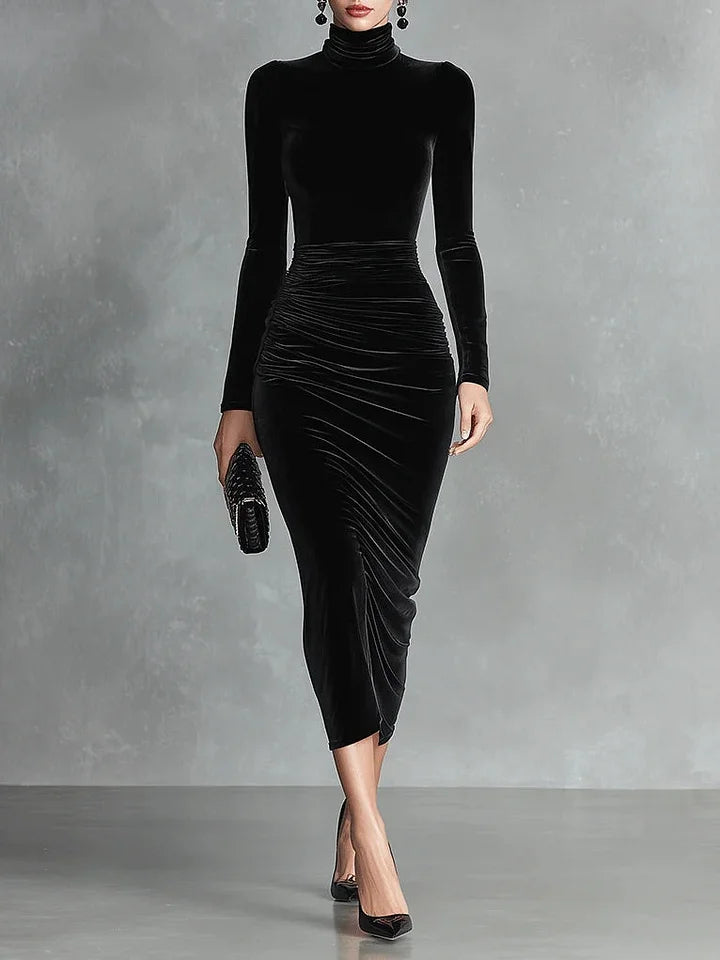 Melania / Vestido de terciopelo negro con cuello alto