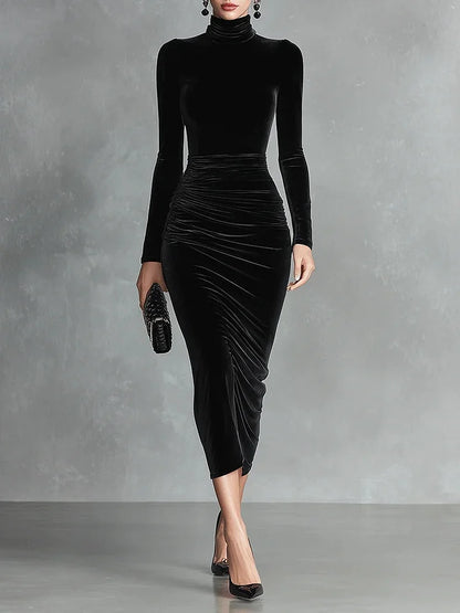 Melania / Vestido de terciopelo negro con cuello alto