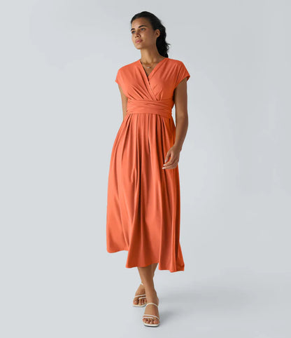 Nerea™ | Vestido cruzado de manga corta con cintura marcada