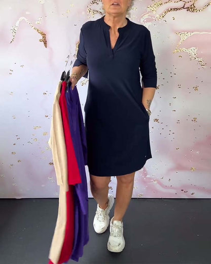Esther™ | Vestido liso con escote en pico