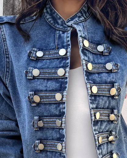 Mónica – Chaqueta denim con botones metálicos