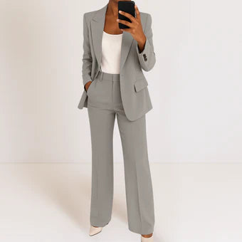 Conjunto Verona™ – Traje sastre con corte estructurado y elegancia contemporánea