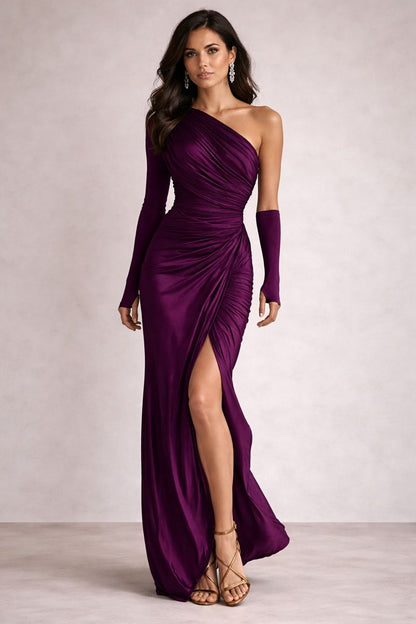 Rosalía – Vestido maxi morado de un solo hombro