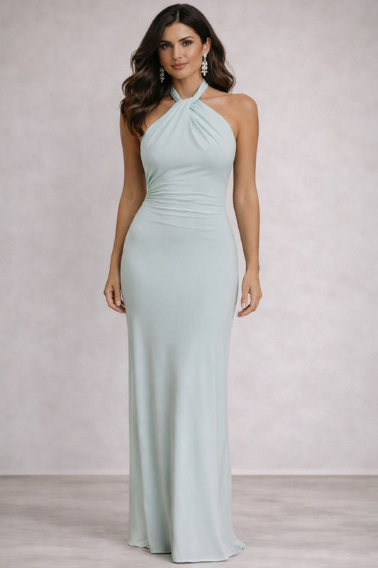 Lilia - Vestido largo ajustado con cuello halter