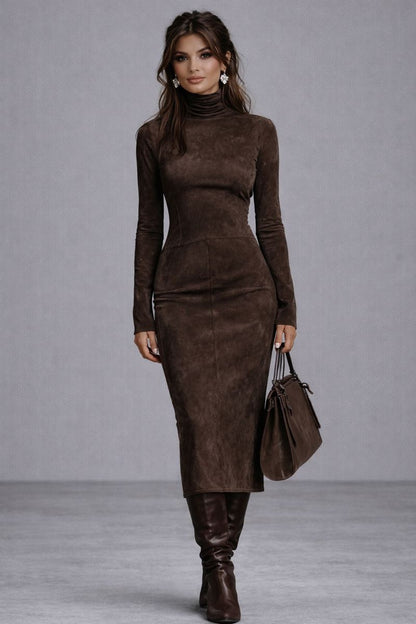 Ilaria - Vestido midi de ante con cuello alto