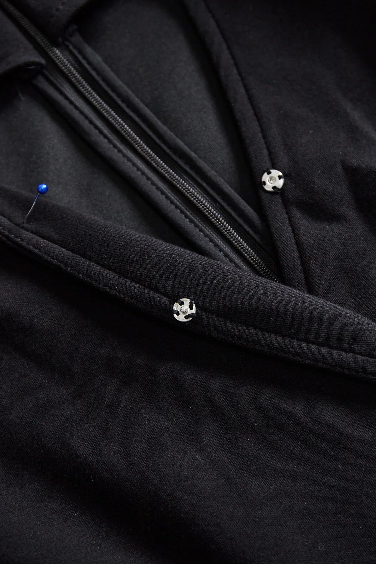 Maia - Vestido midi cruzado con botones