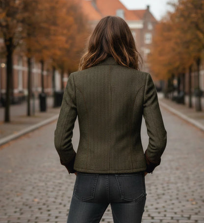 Daniela - Chaqueta elegante con detalles en terciopelo