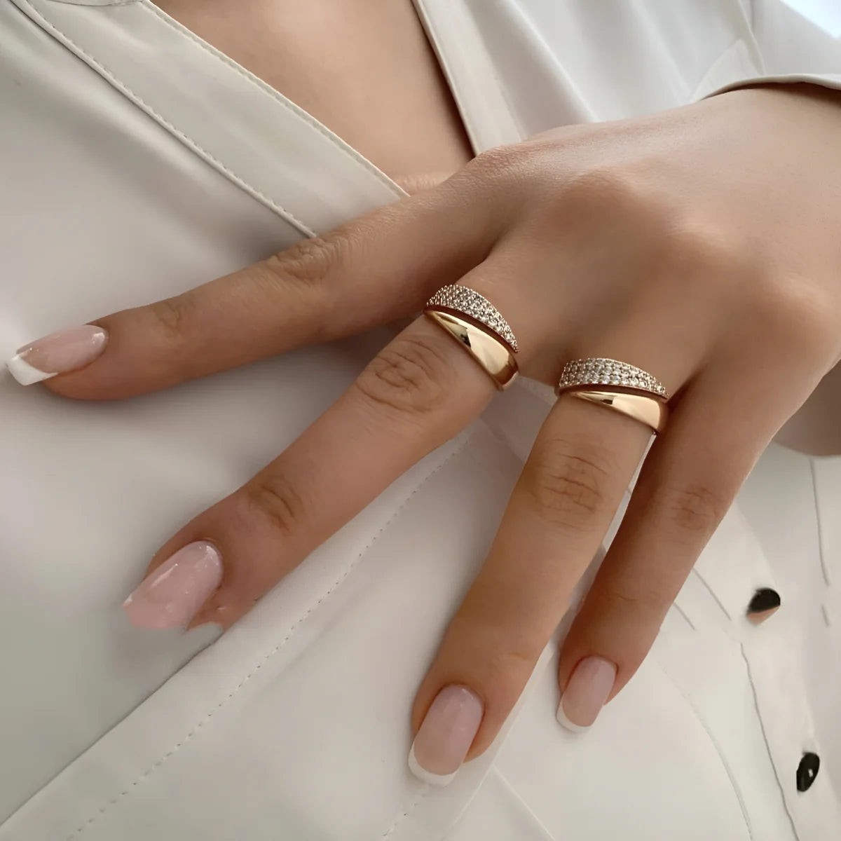 Julia – Anillo elegante Haven