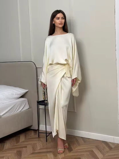 Patricia – Vestido maxi satinado con manga murciélago