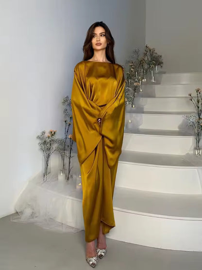 Patricia – Vestido maxi satinado con manga murciélago