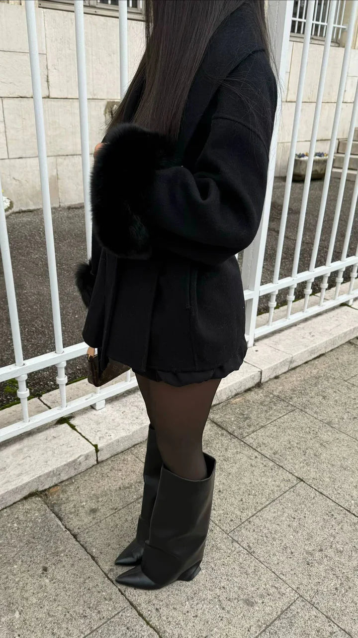 Isabella - Abrigo de lana con detalle de piel en los puños