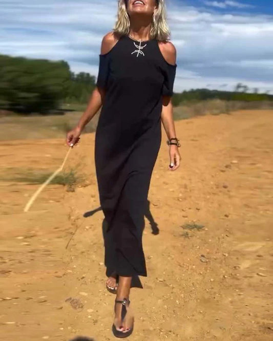 Elena – Vestido largo con hombros al descubierto y corte relajado