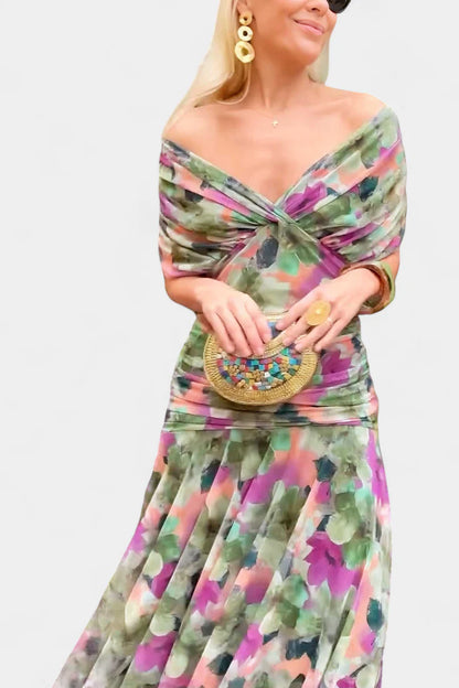 Alondra / Vestido largo con estampado floral de fantasía y escote en V