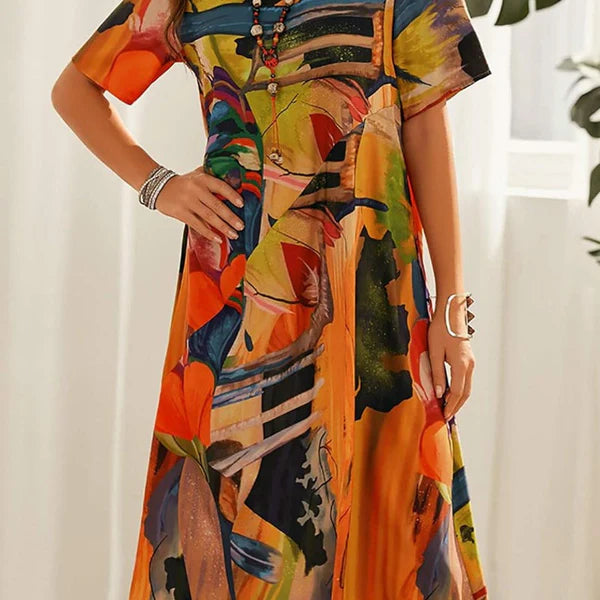 Camila – Vestido amplio con estampado artístico