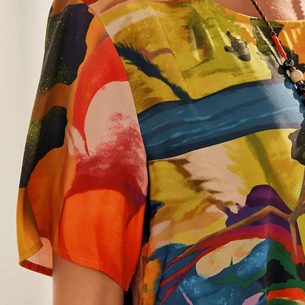 Camila – Vestido amplio con estampado artístico