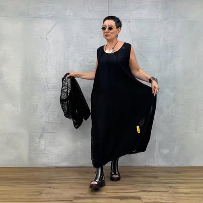 Ava - Conjunto negro de vestido con sobrecamisa calada