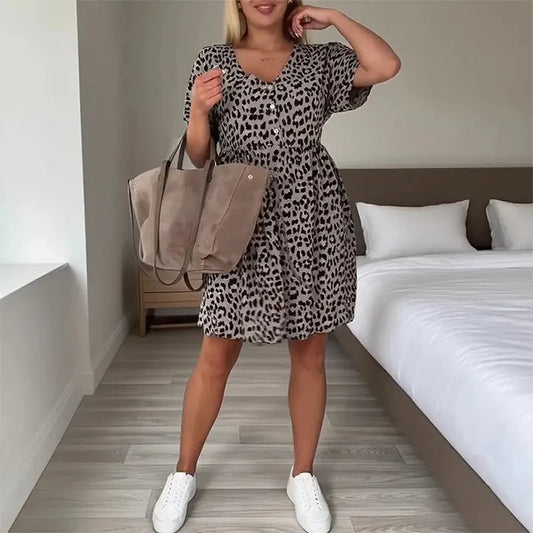 Amara - Vestido de manga corta con cuello en V