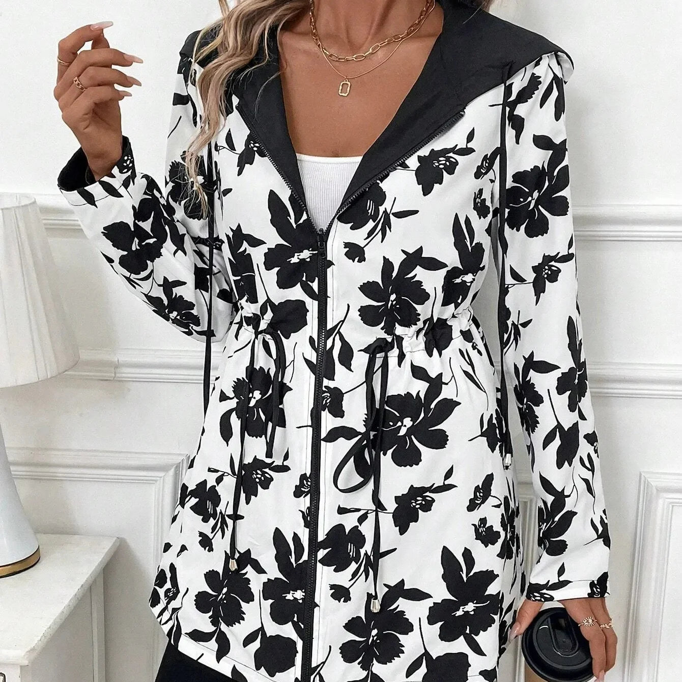 Brenda - Chaqueta reversible con cremallera y capucha ajustable